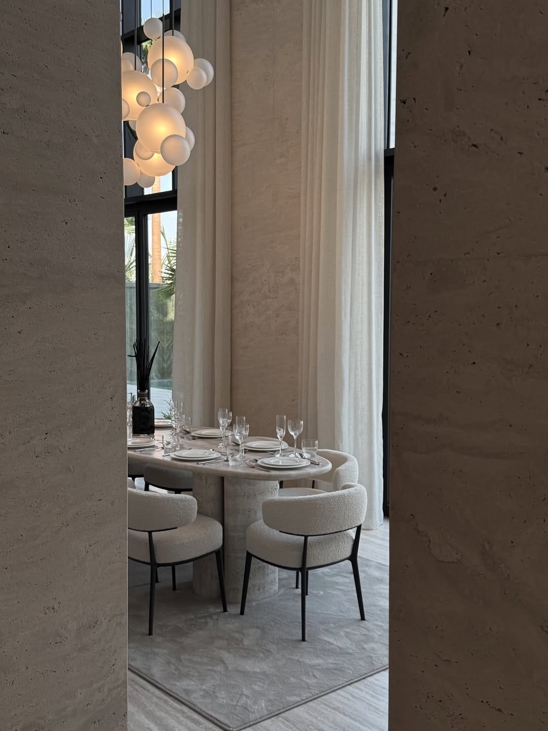 Post 2 by white linen interiors on Instagram (image)