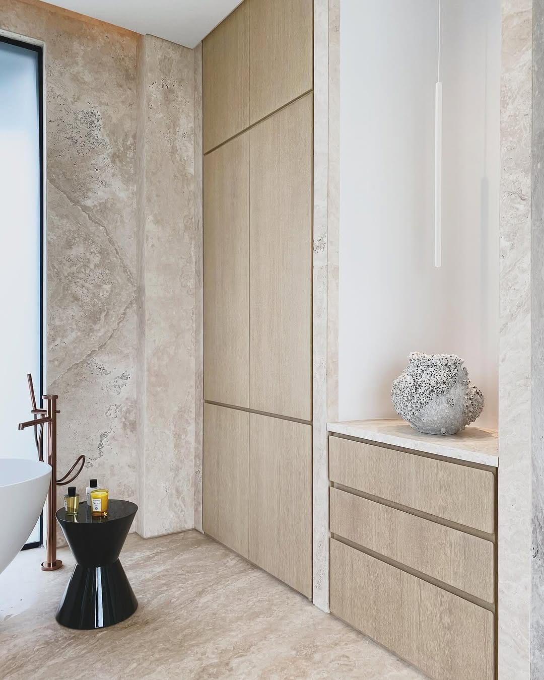 Post 8 by white linen interiors on Instagram (image)