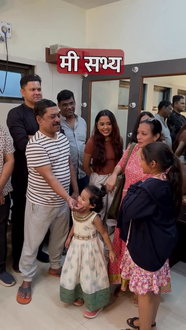 Post 3 by Pooja Gore(vartak) on Instagram (video)