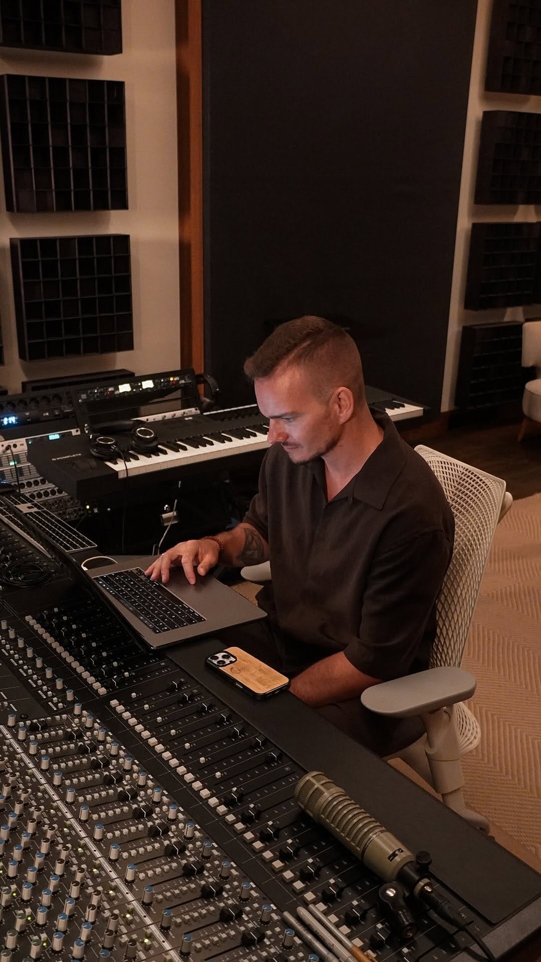 Post 7 by Charles Stif on Instagram (video)