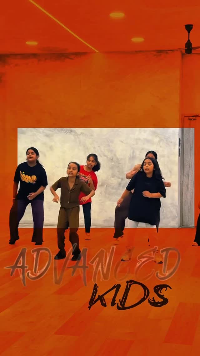 Post 3 by 𝐊-𝐒𝐐𝐔𝐀𝐃 𝐃𝐀𝐍𝐂𝐄 𝐒𝐓𝐔𝐃𝐈𝐎 on Instagram (video)