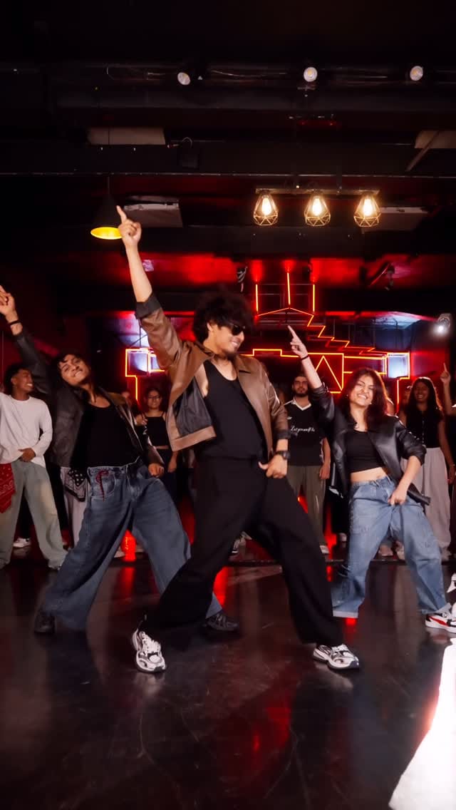 Post 7 by Khushi Garg on Instagram (video)