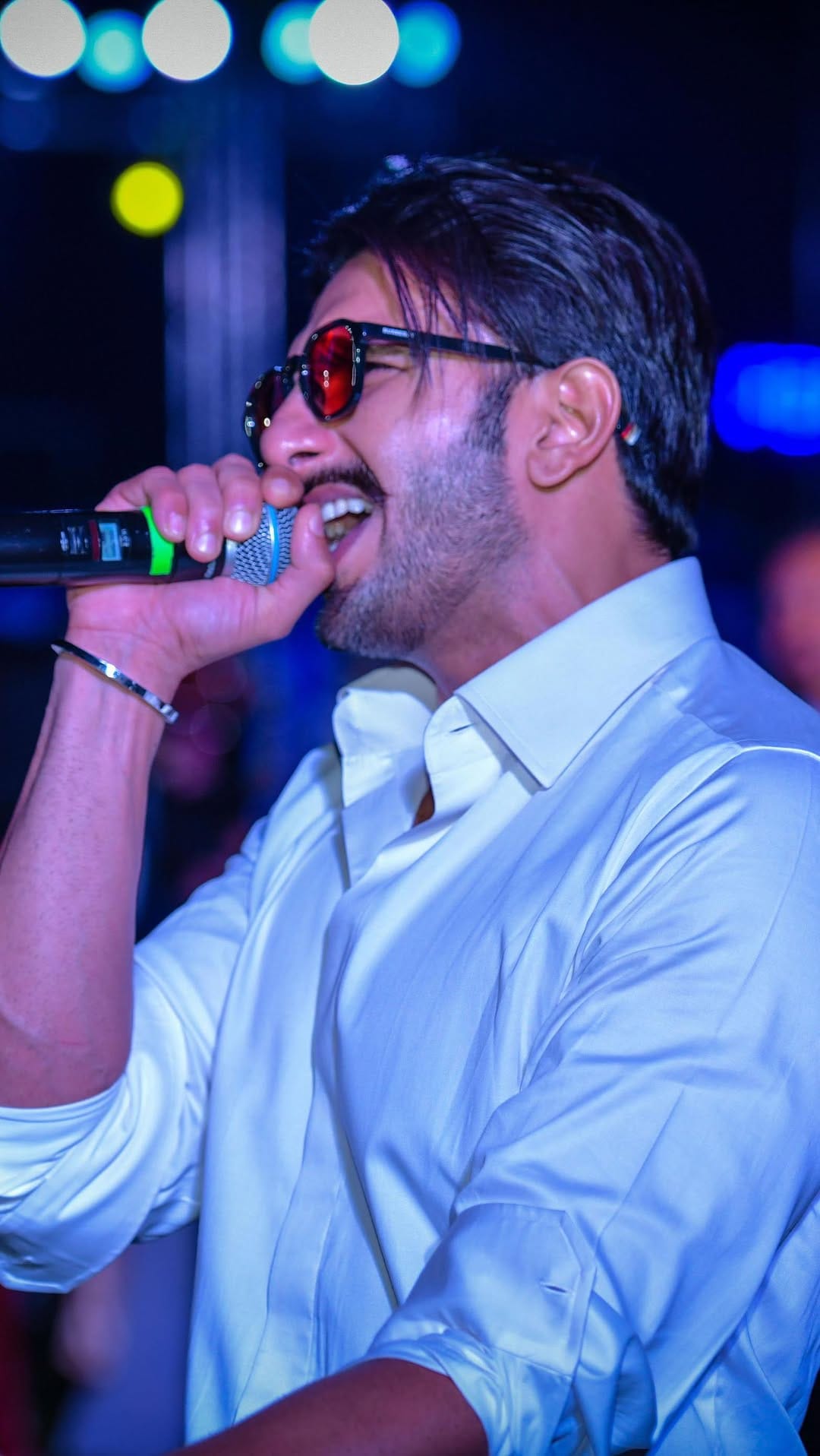 Post 10 by Rohit Gupta on Instagram (video)