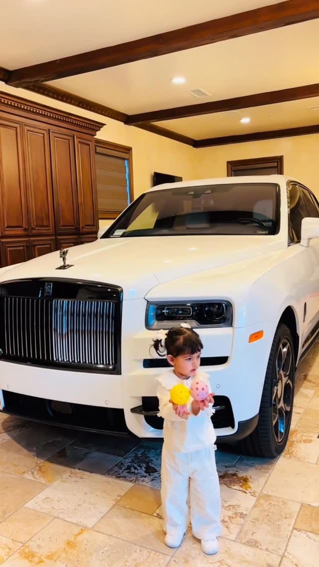 Post 6 by Rupan Bal on Instagram (video)