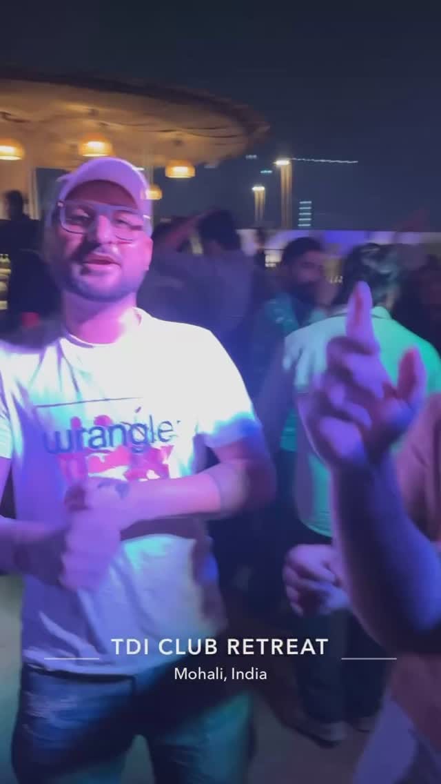 Post 10 by Mohit Dhir on Instagram (video)