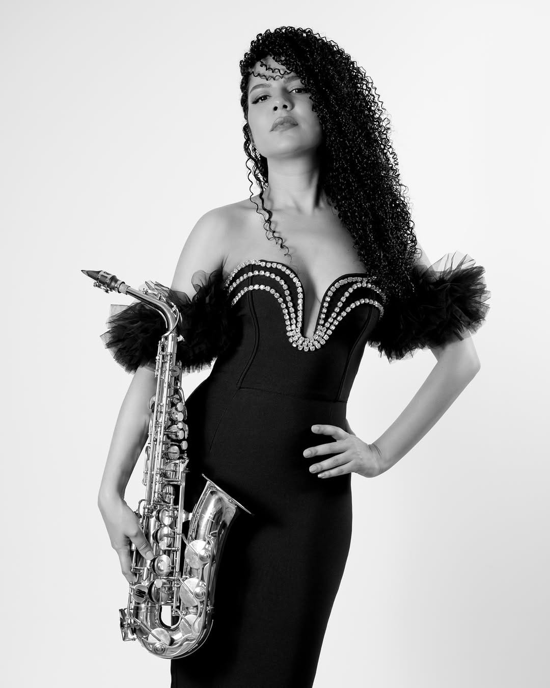 Post 6 by Anabel Perdomo - Flute & Saxophone on Instagram (carousel)