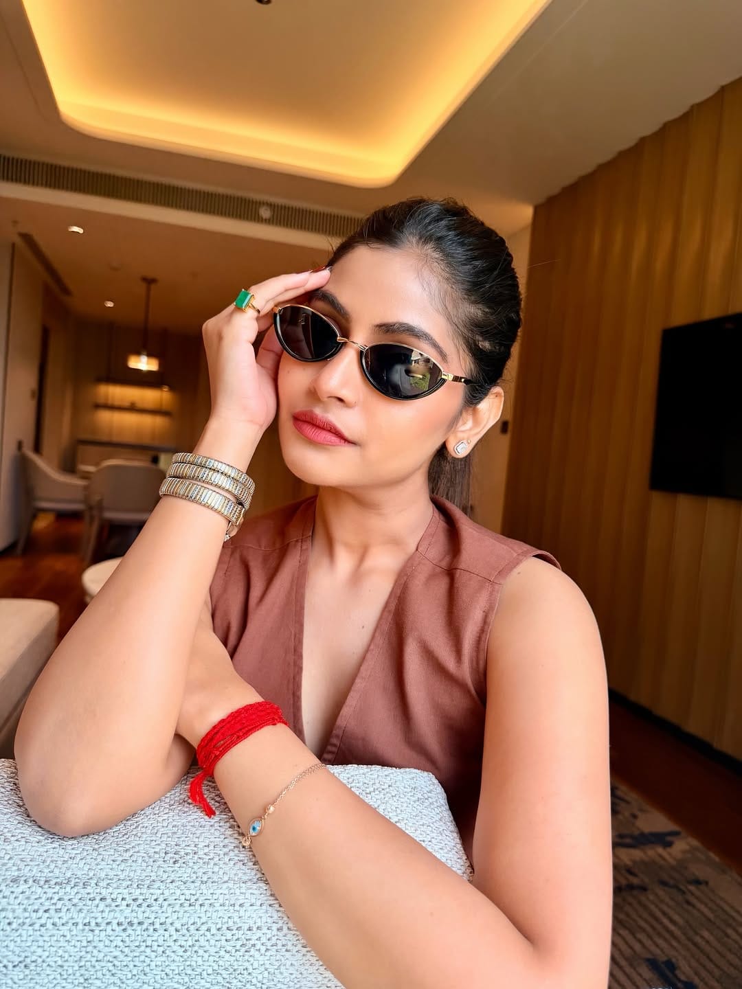 Post 6 by Queency Sneha on Instagram (carousel)