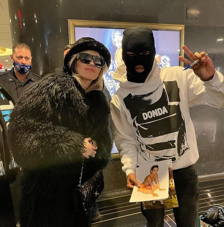 Post 2 by MiLeY wOrLd on Instagram (image)