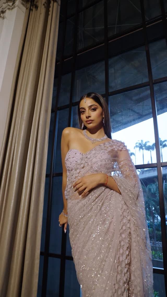 Post 6 by Armaan -  Dubai Video/Photographer on Instagram (video)