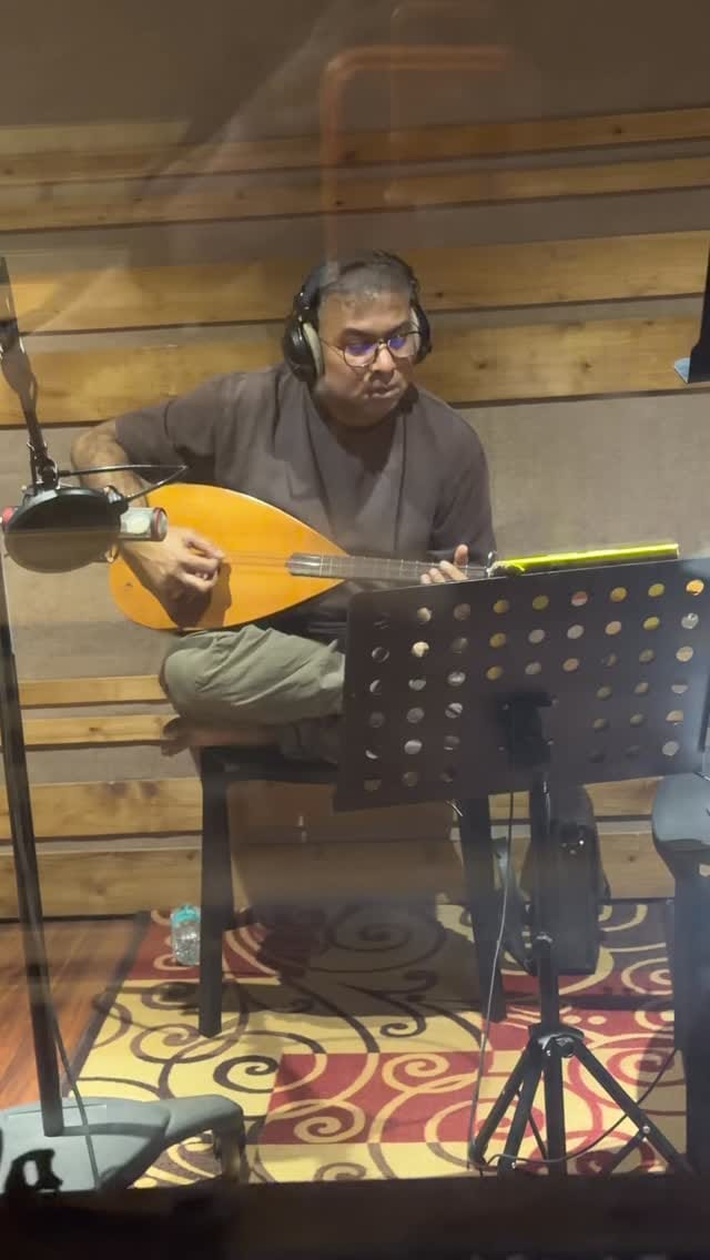 Post 2 by Zakariya on Instagram (video)
