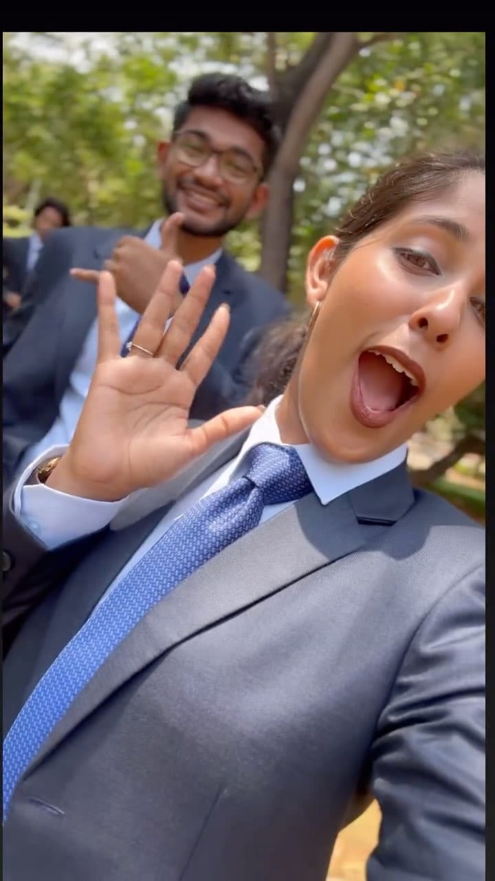 Post 9 by Himani💫 on Instagram (video)