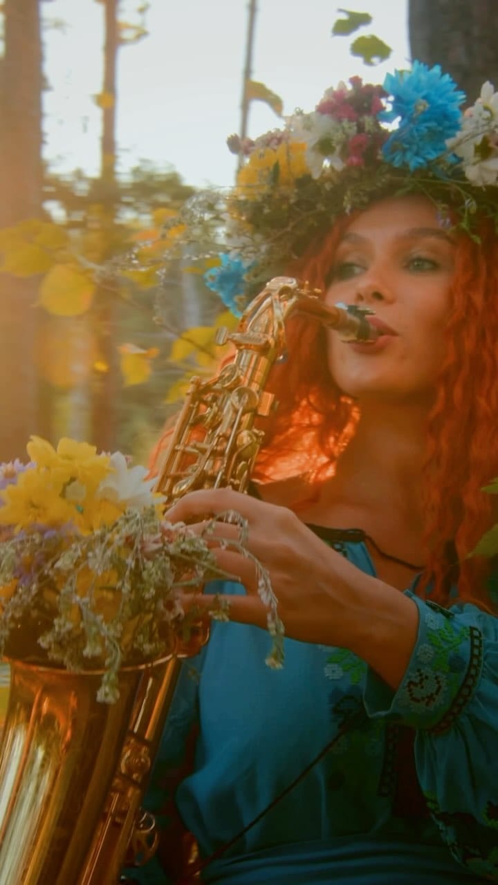 Post 10 by Madam Saxozavr👒🎷🦖 on Instagram (video)