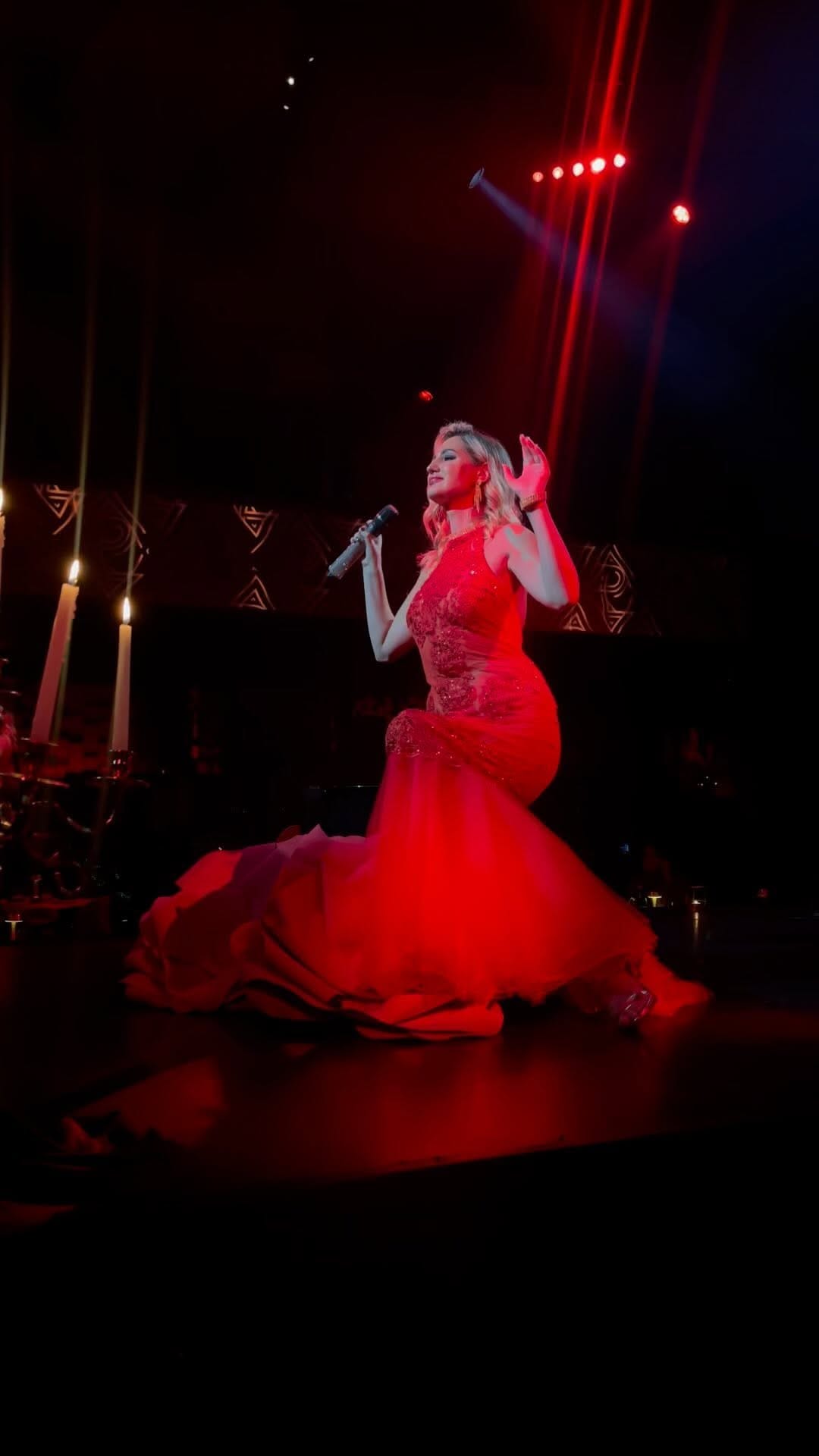 Post 10 by Nati Reznik on Instagram (video)