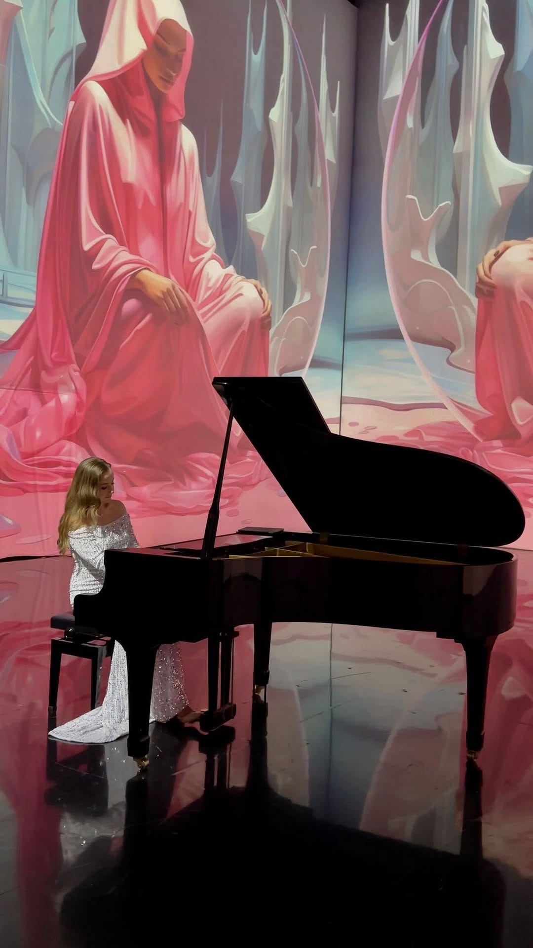 Post 10 by Kristina Pianist Dubai 🎹🎼 on Instagram (video)