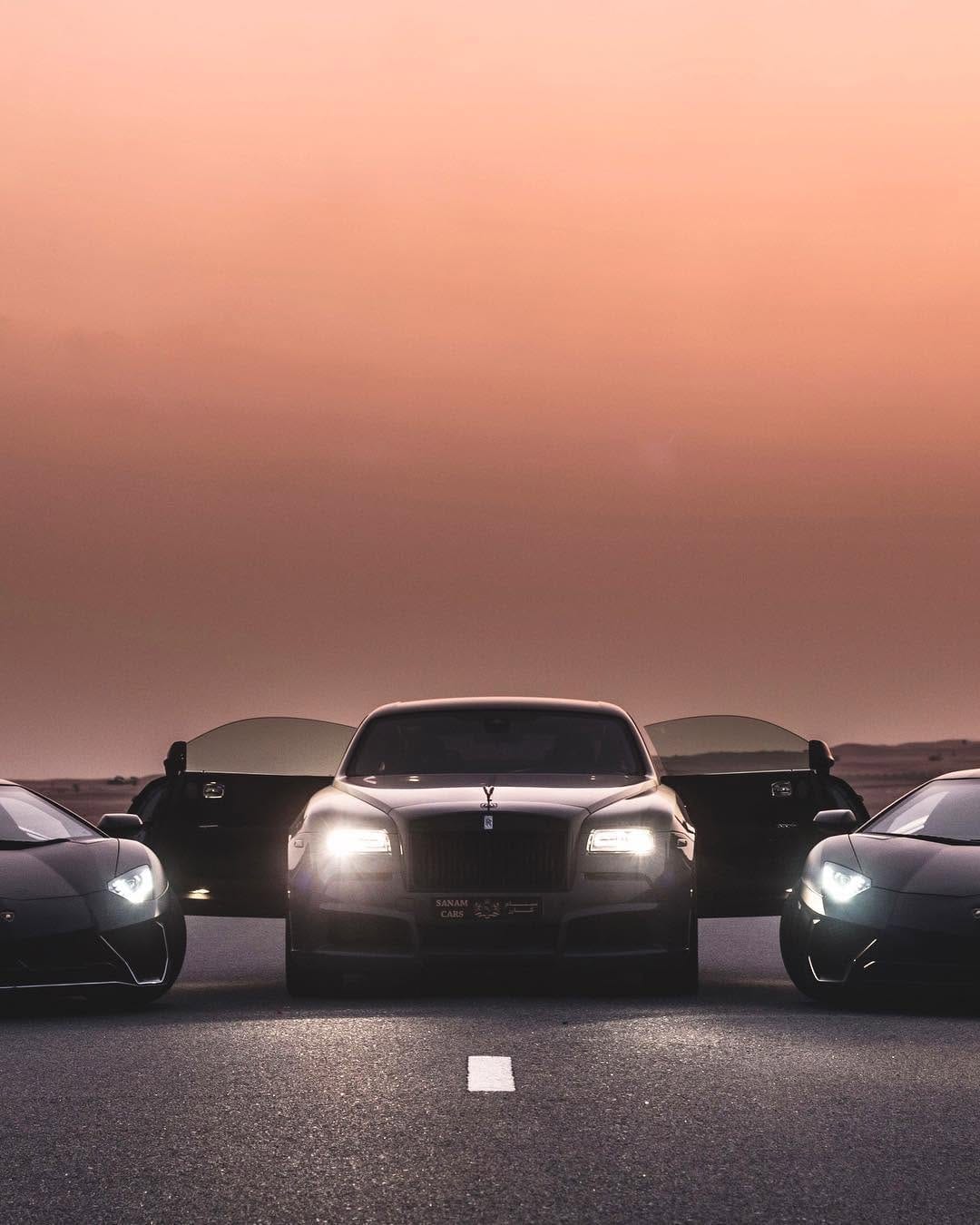Post 8 by Nasir on Instagram (image)