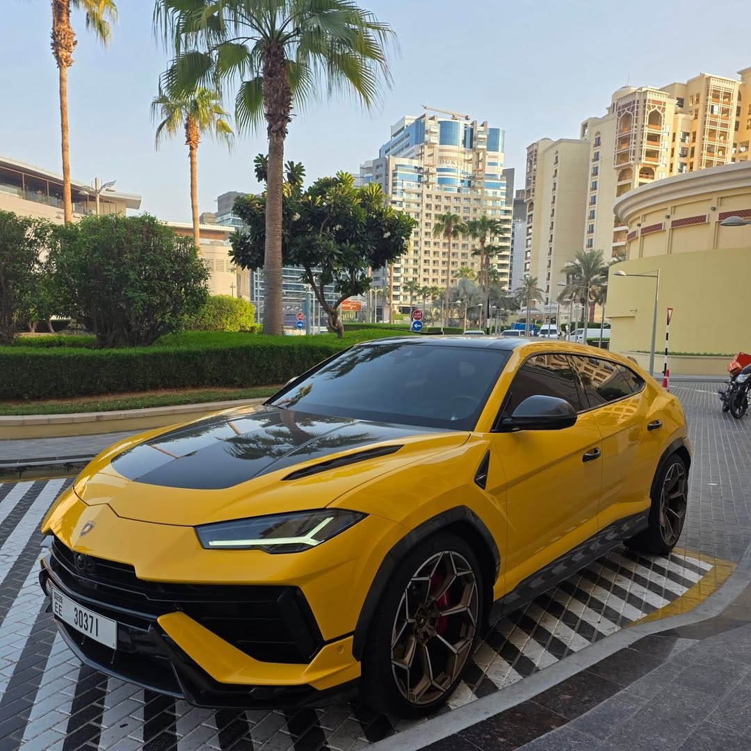 Post 3 by Sandstorm Luxury Rentals on Instagram (image)