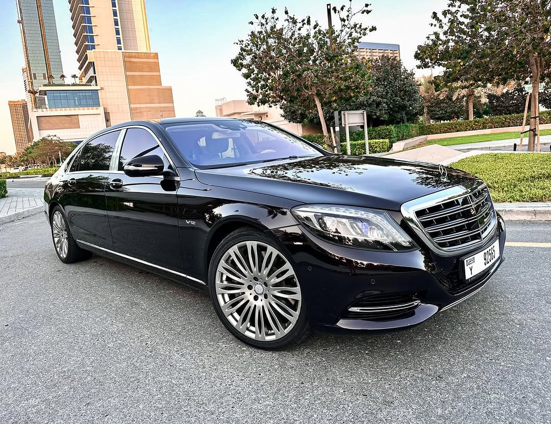 Post 2 by ♻️Buy Sell Exchange CARS🚘and Watches🕰️ on Instagram (carousel)