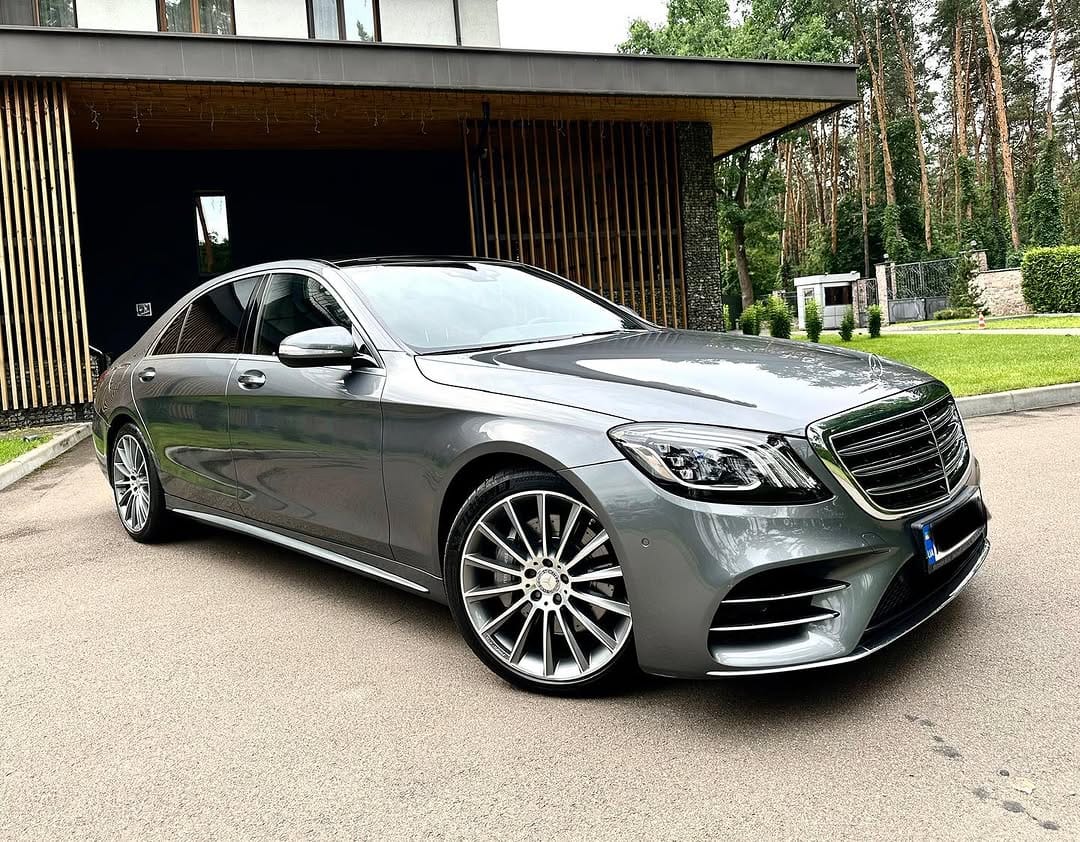 Post 9 by ♻️Buy Sell Exchange CARS🚘and Watches🕰️ on Instagram (carousel)