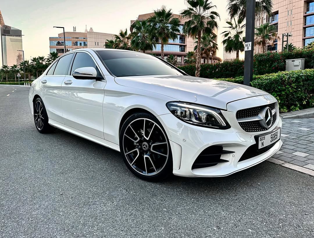 Post 3 by ♻️Buy Sell Exchange CARS🚘and Watches🕰️ on Instagram (carousel)