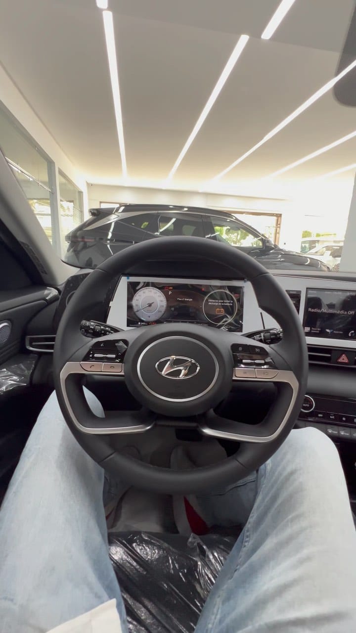 Post 6 by MB DRIVER on Instagram (video)