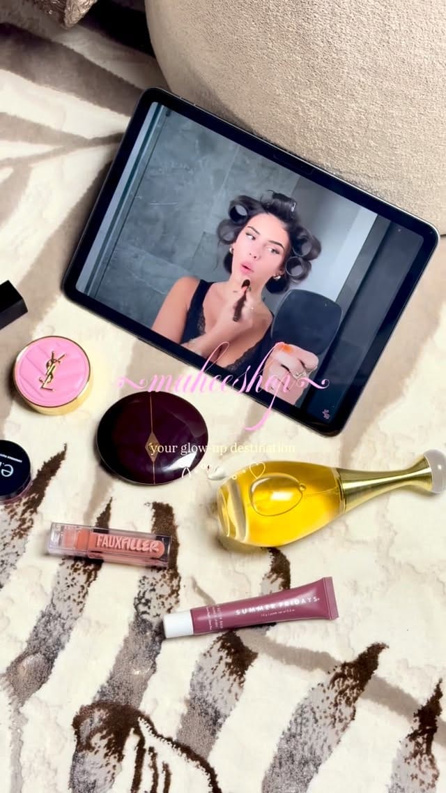 Post 3 by Mahee Shop on Instagram (video)