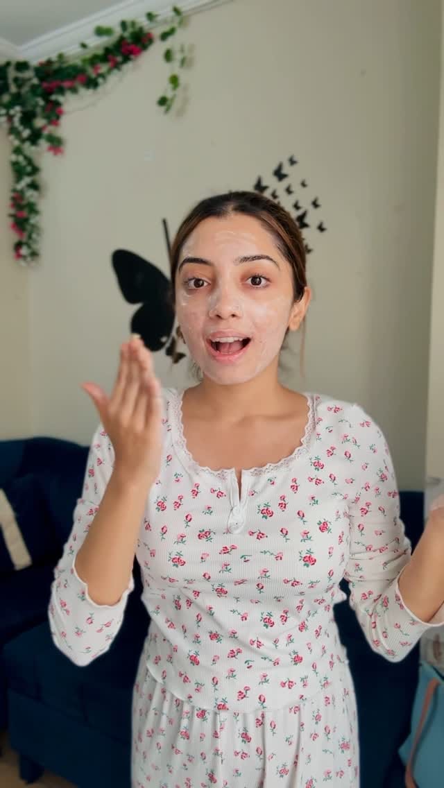 Post 10 by Mahee Shop on Instagram (video)
