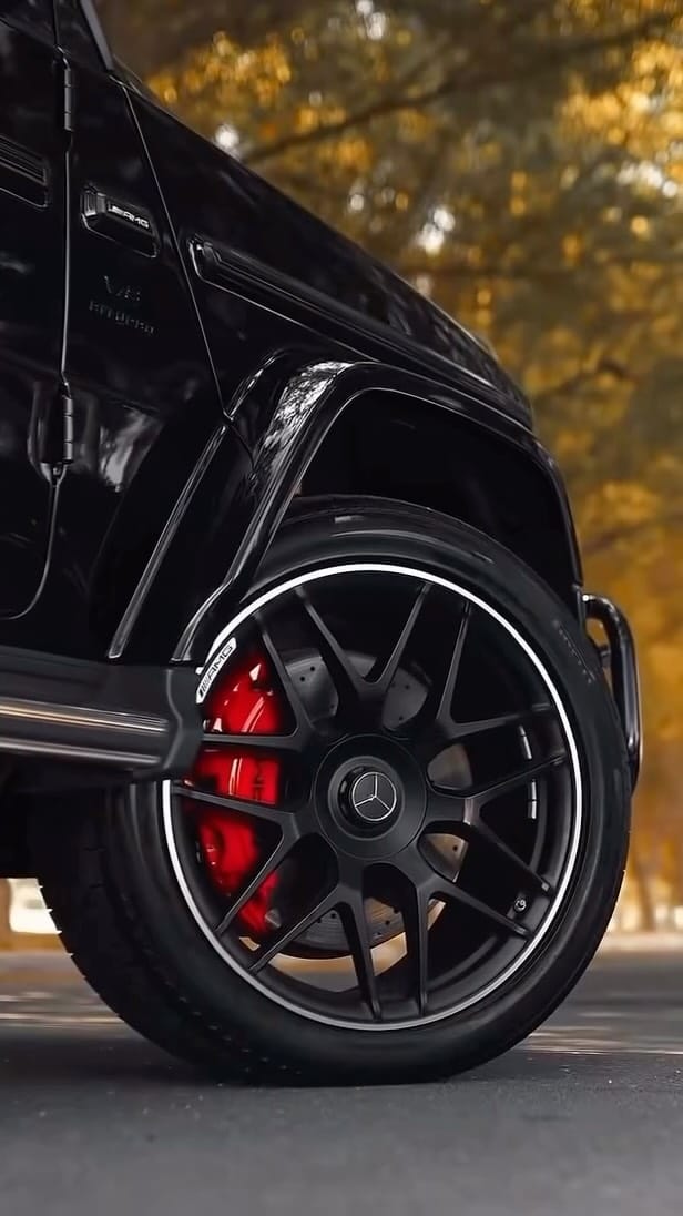 Post 1 by LUXURY CAR RENTAL | CAR HIRE on Instagram (video)