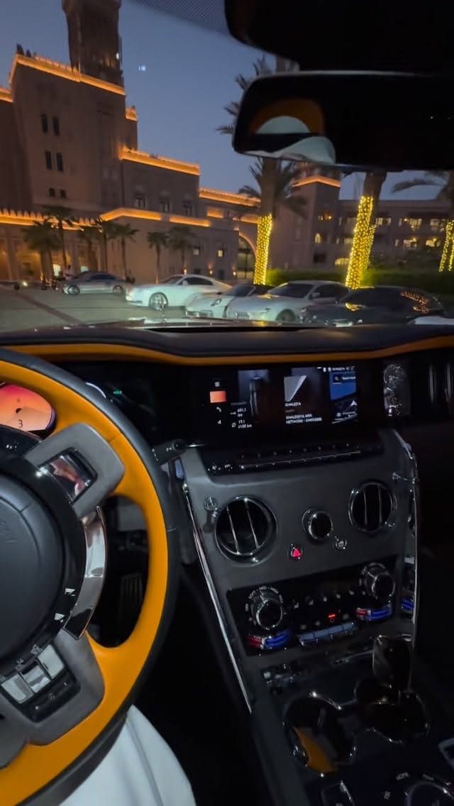 Post 8 by Lasluxurycar on Instagram (video)