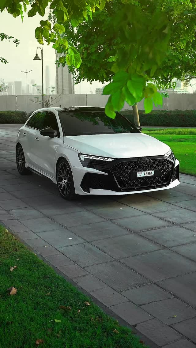 Post 3 by DUBAI CARS RENTAL🇦🇪 تأجير السيارات في دبي on Instagram (video)