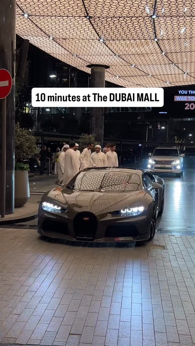 Post 8 by Tanis on Instagram (video)
