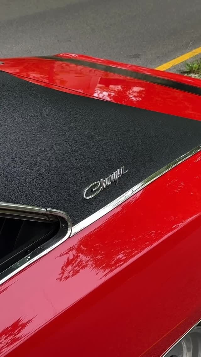 Post 1 by Tjay’s classics on Instagram (video)