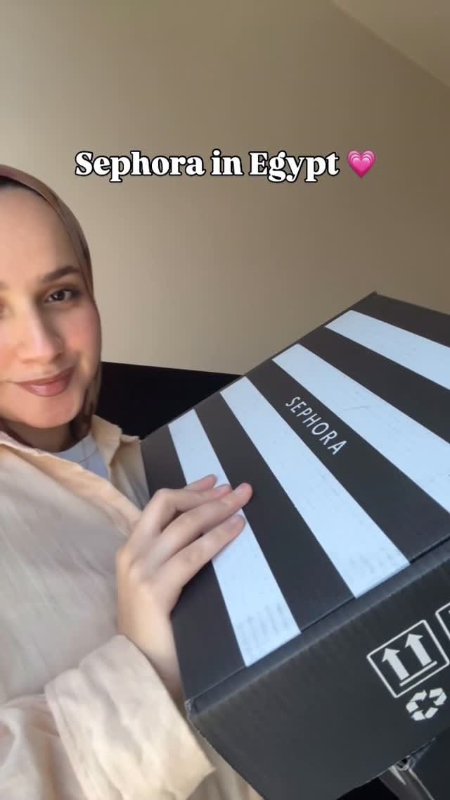 Post 5 by The Beauty Addict on Instagram (video)