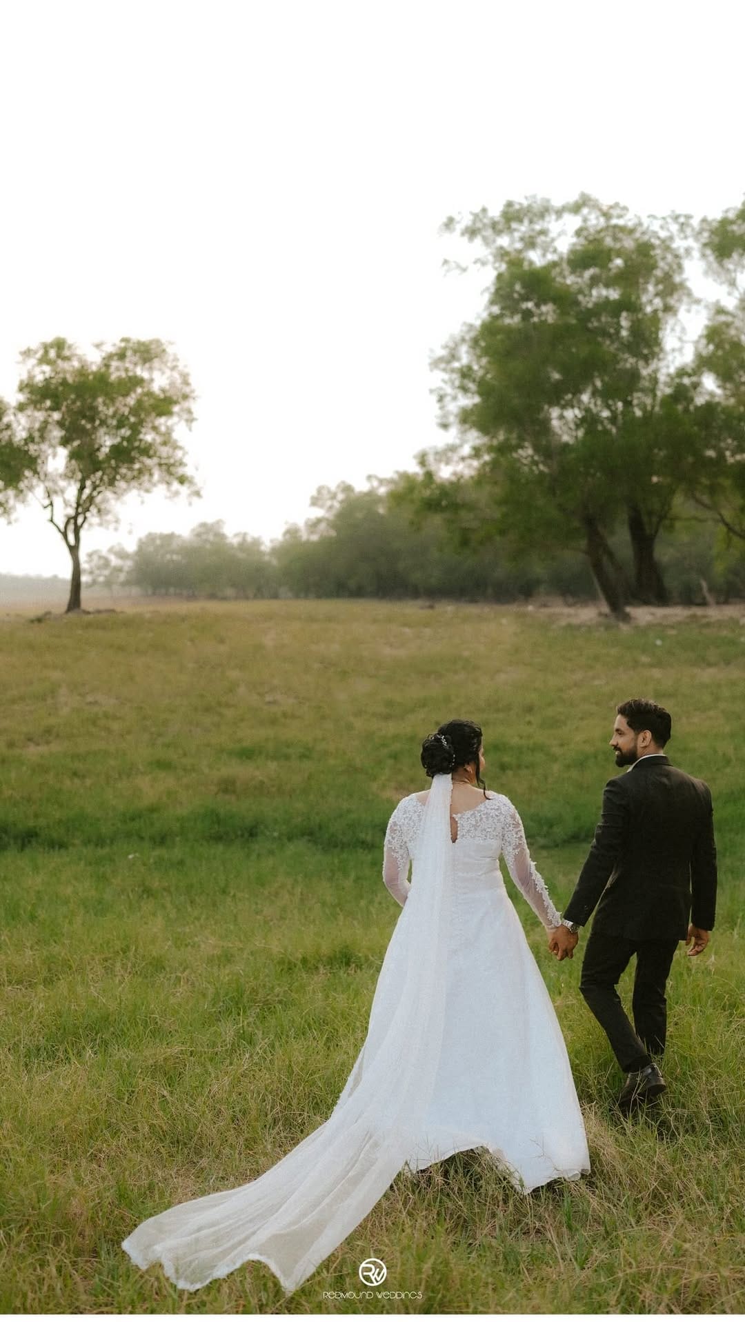Post 3 by REDMOUND WEDDINGS on Instagram (video)