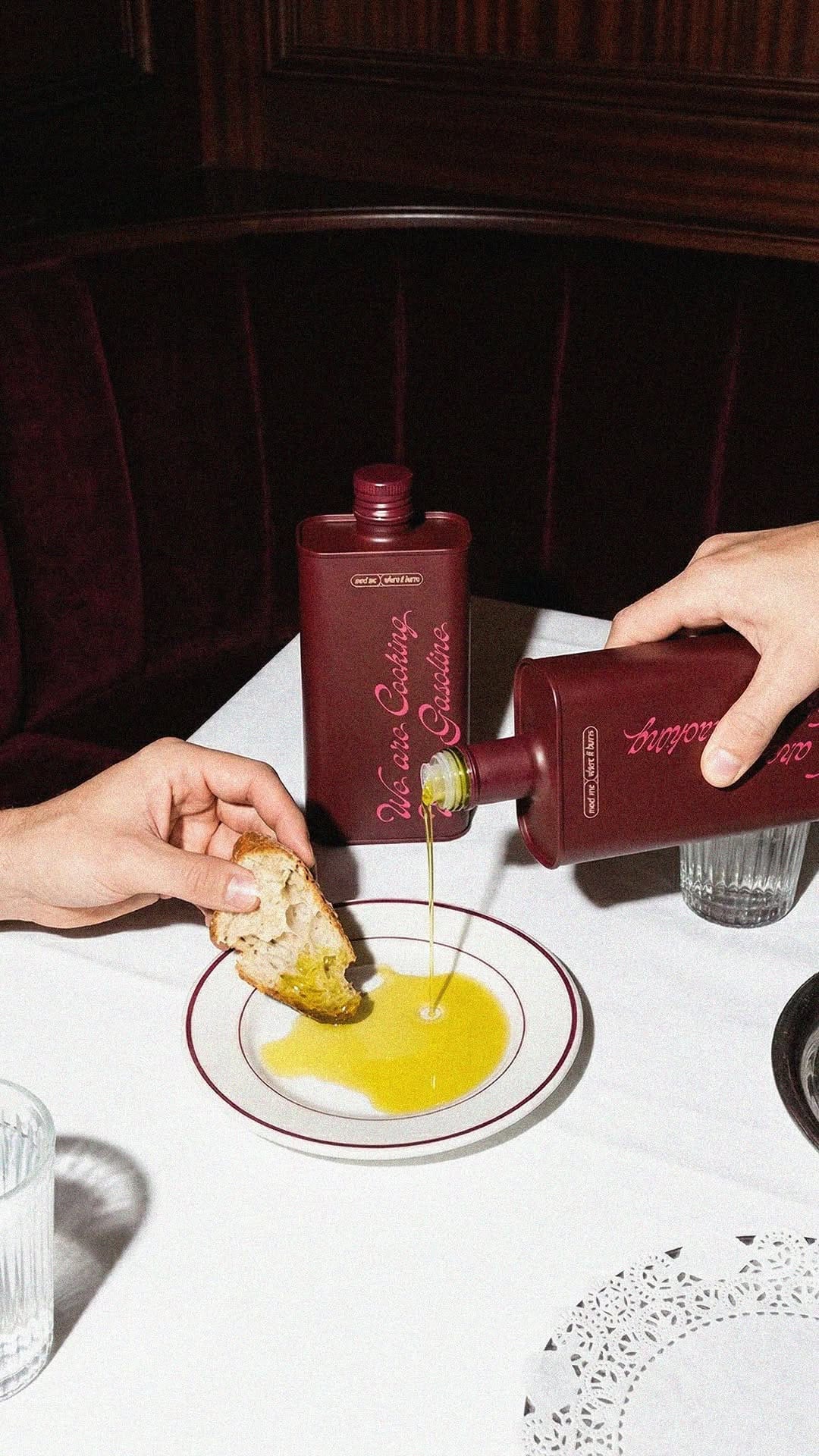 Post 5 by Saskia Eikenboom | LUXURY BRANDING on Instagram (video)