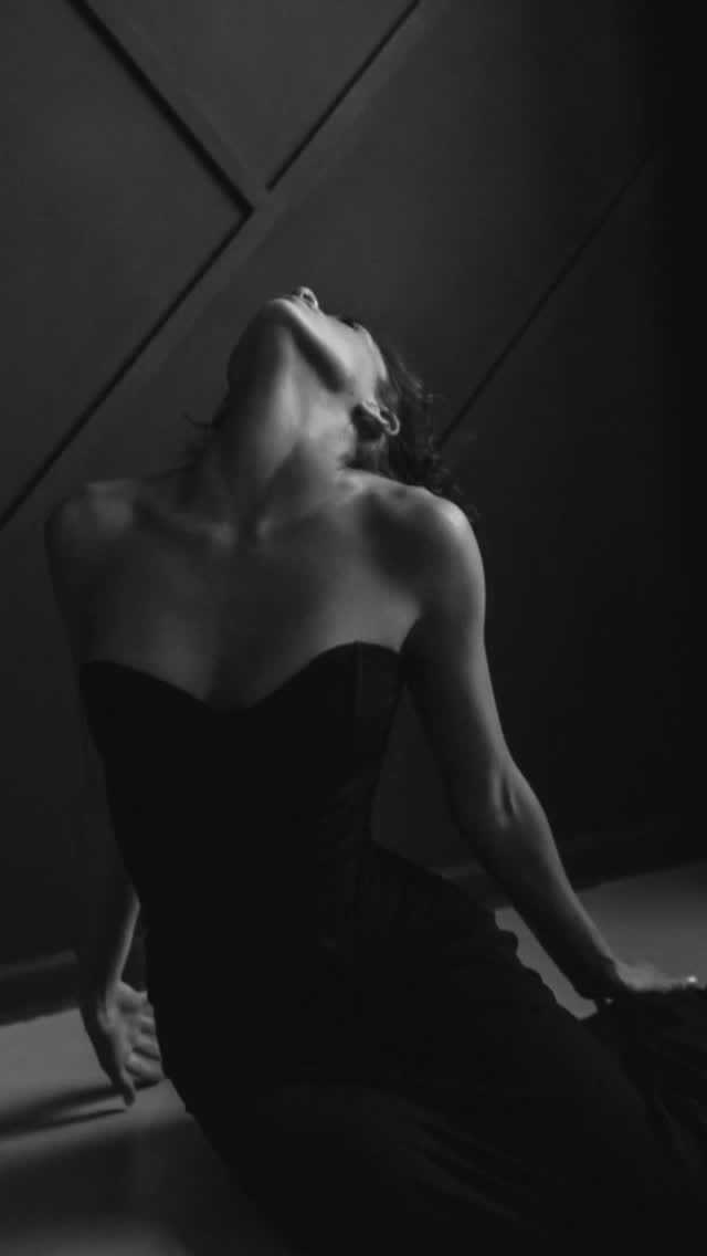Post 8 by Photographer Dubai | Julia Savchenko on Instagram (video)