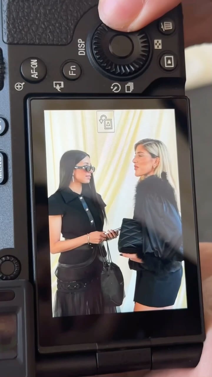 Post 8 by Lara on Instagram (video)