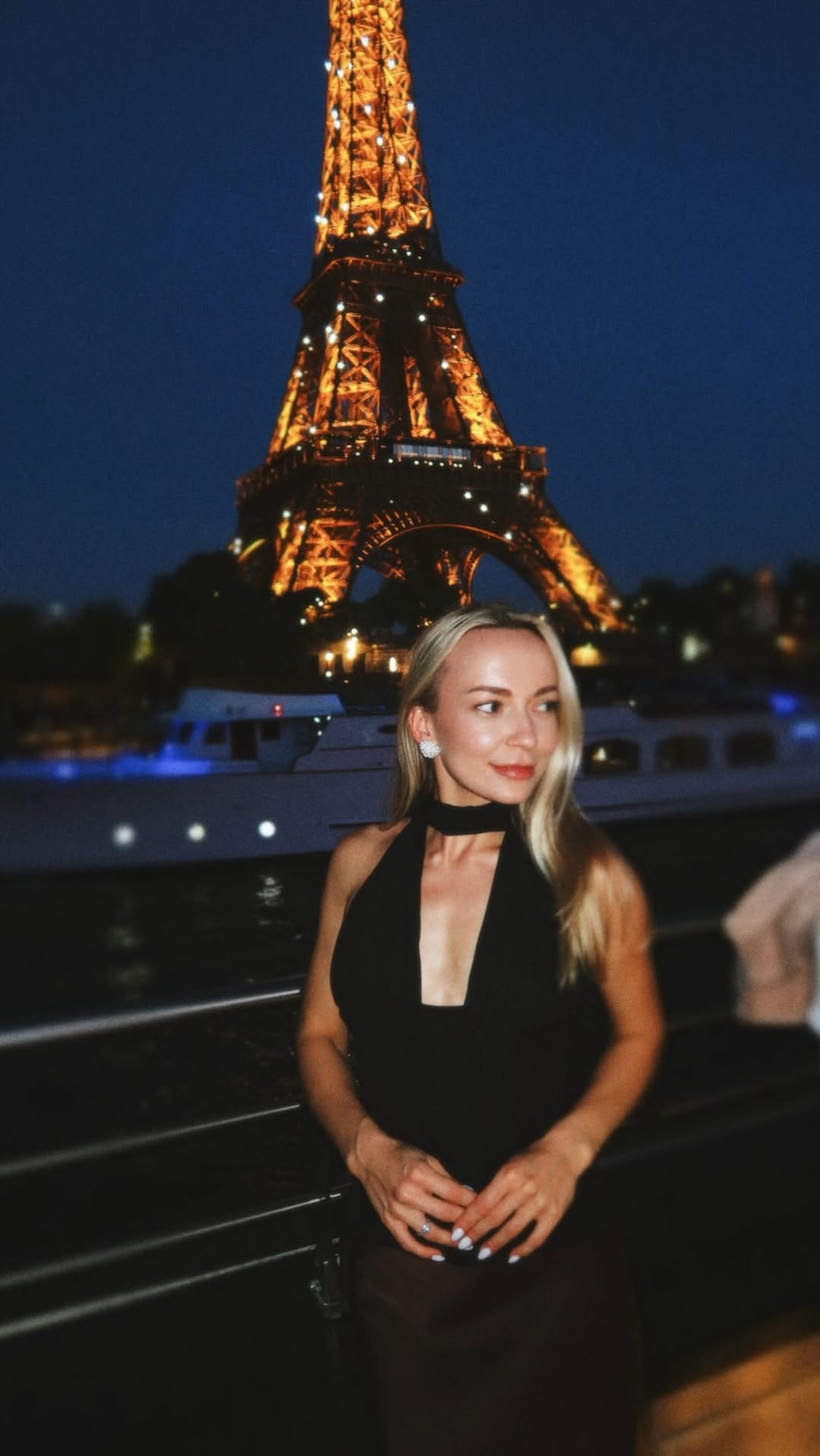 Post 3 by DUBAI PHOTOGRAPHY🤍 OLENA on Instagram (video)