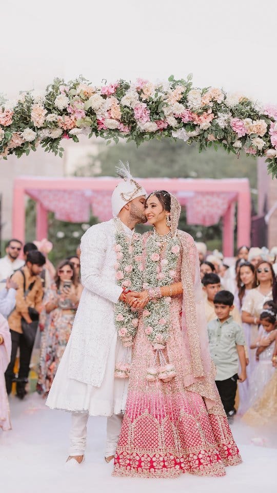 Post 9 by Destination Wedding Photographer | India & Abroad on Instagram (video)
