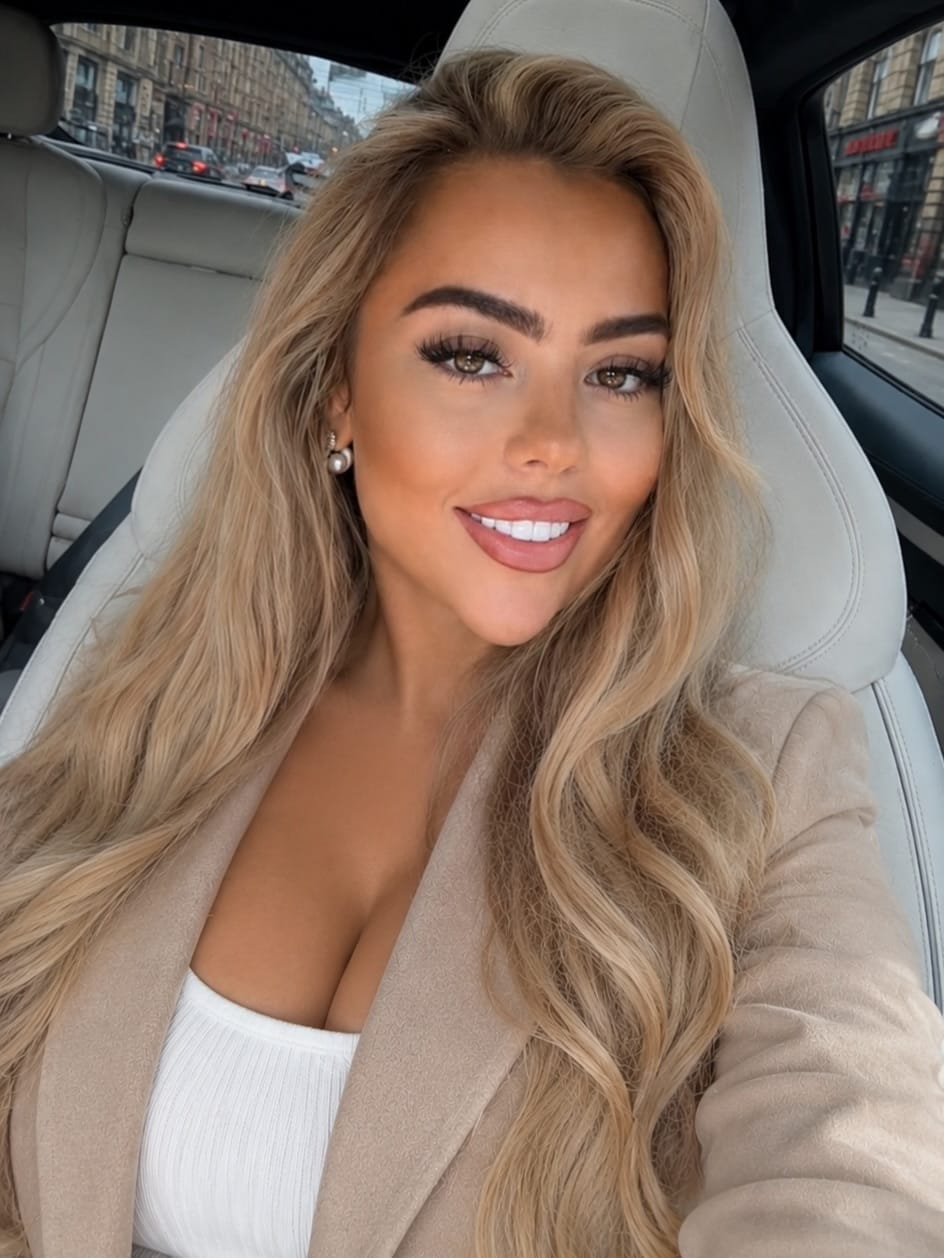 Post 6 by JODIE MORRIS 🧿 SOCIAL MEDIA MARKETING 📲 on Instagram (carousel)
