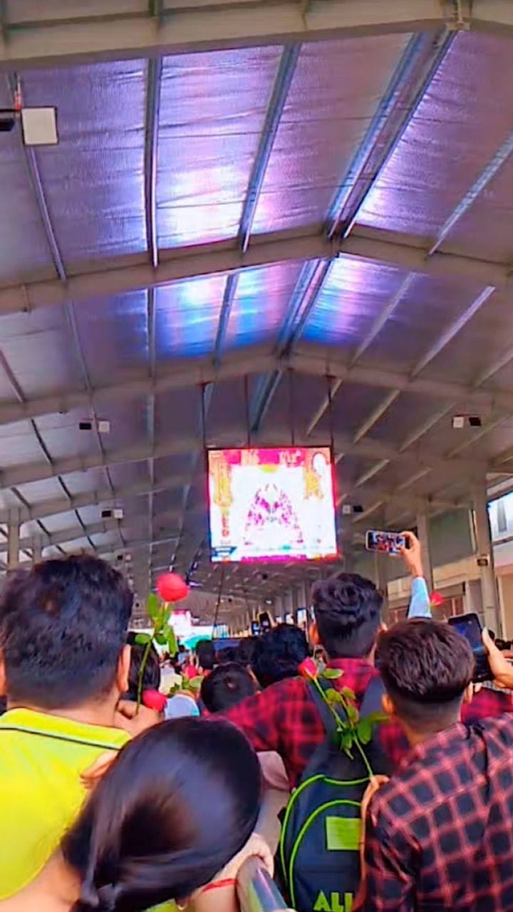 Post 4 by Yogendra Parmar on Instagram (video)