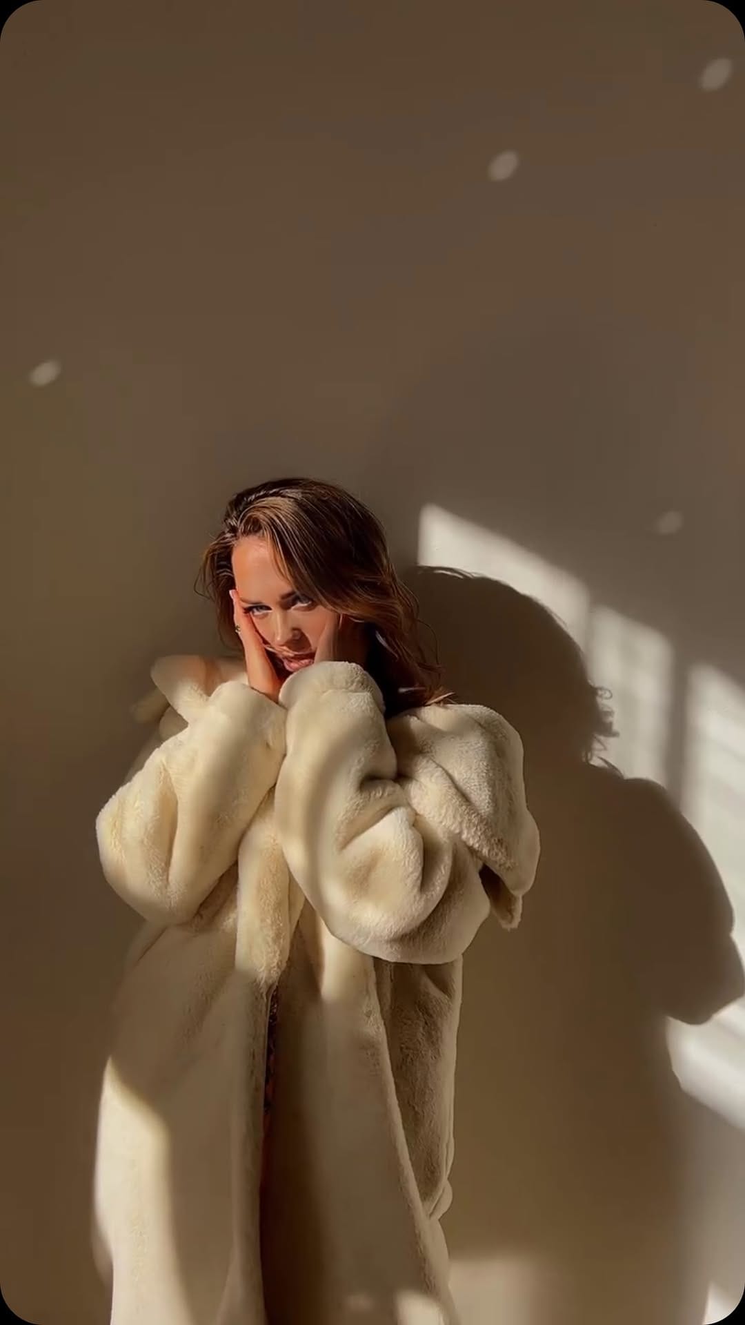 Post 7 by Yuliya Lysenko | Photographer on Instagram (video)