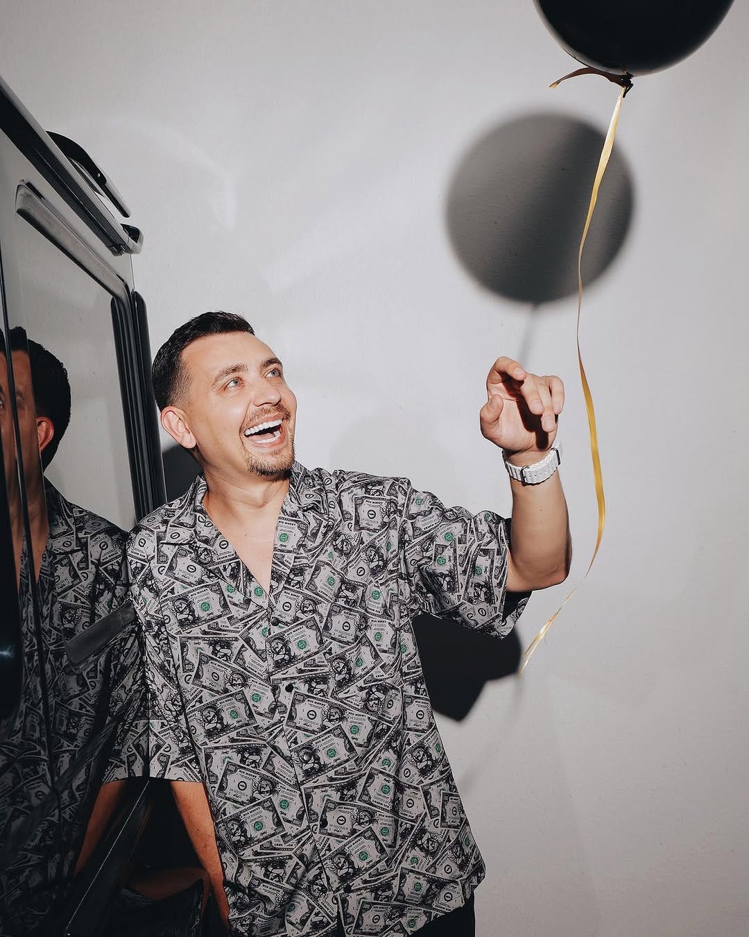Post 3 by Maksim Denisenko Dubai photographer on Instagram (image)