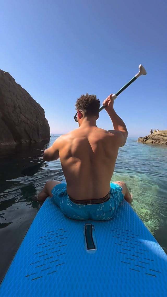 Post 2 by ZAKI on Instagram (video)