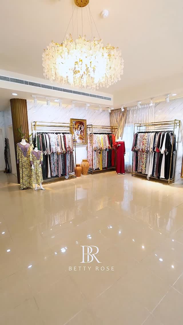 Post 9 by Nima Amanat | Dubai Videographer on Instagram (video)