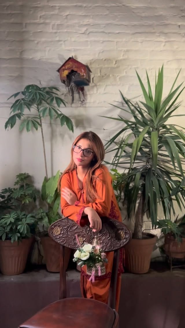Post 3 by Fawad captures on Instagram (video)