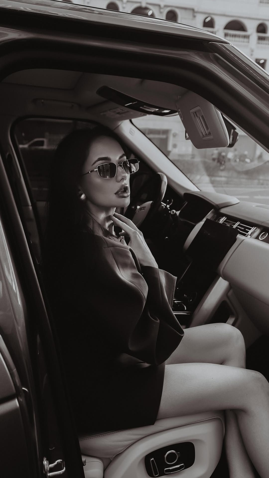 Post 5 by Anzhelika Garbuzova | Фотограф Dubai on Instagram (video)