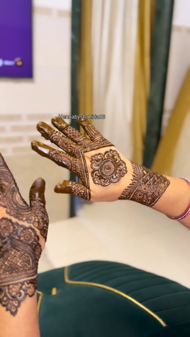 Post 4 by Shahida Khan🇶🇦🇦🇪 on Instagram (video)