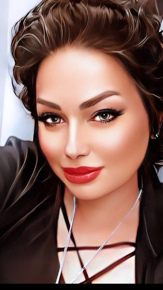 Post 9 by Homa Queen on Instagram (video)