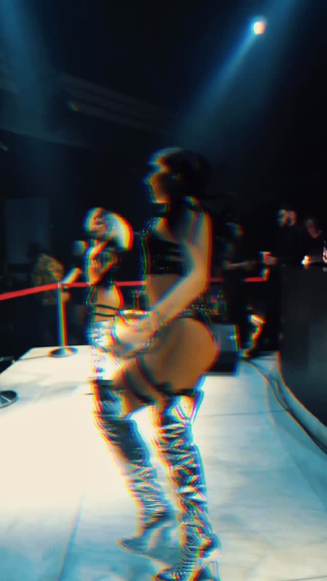 Post 6 by KENNYMIXX on Instagram (video)