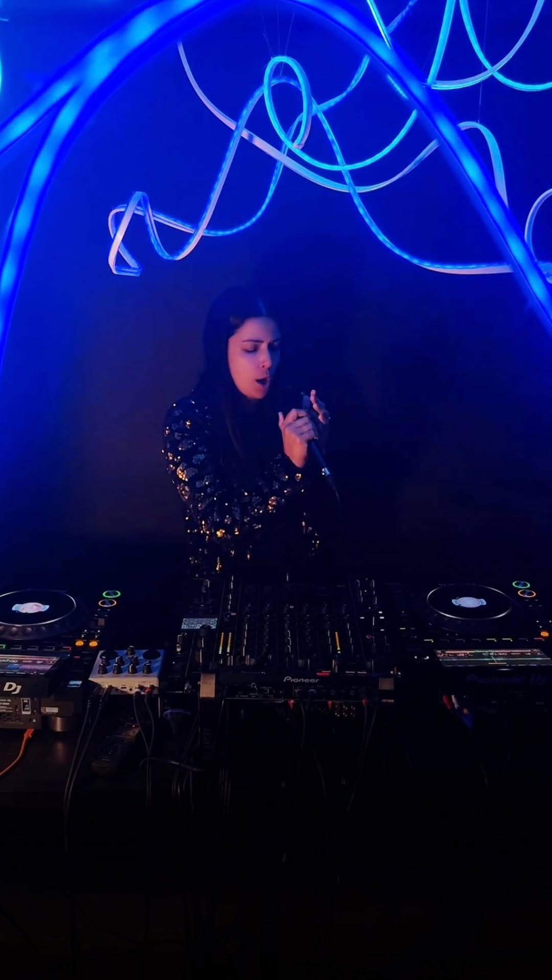 Post 7 by Inma del Valle | DJ Live Vocals on Instagram (video)